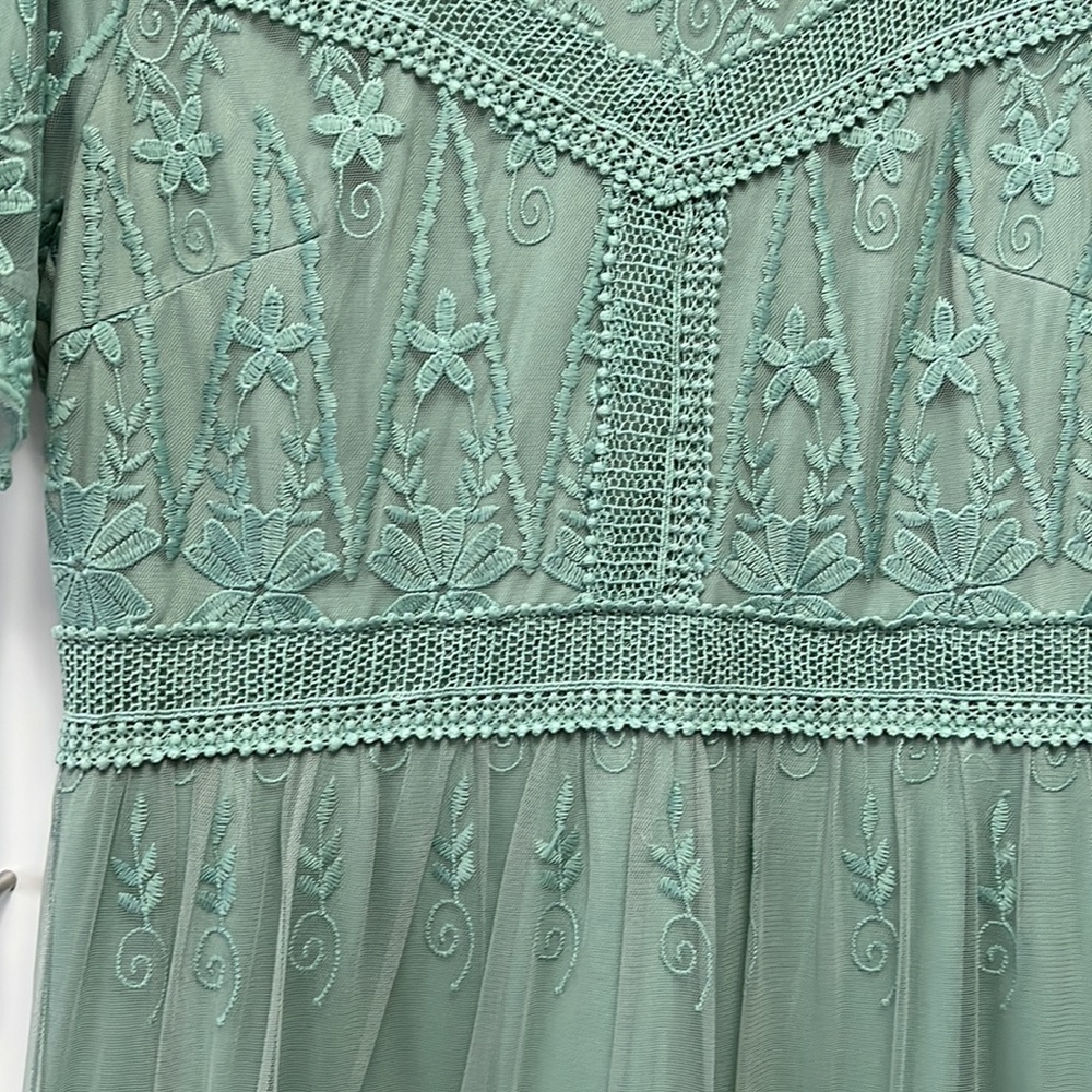 Polagram Embroidered Dress - Picture 5 of 10